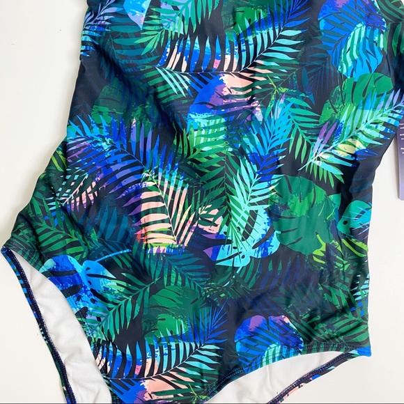 Avva Sport One Piece Swimsuit - Picture 5 of 12